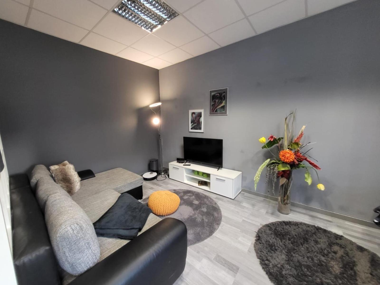 Studio 2 Mit Gemeinschaftsraeumen, Tiefgarage Leipzig Buitenkant foto