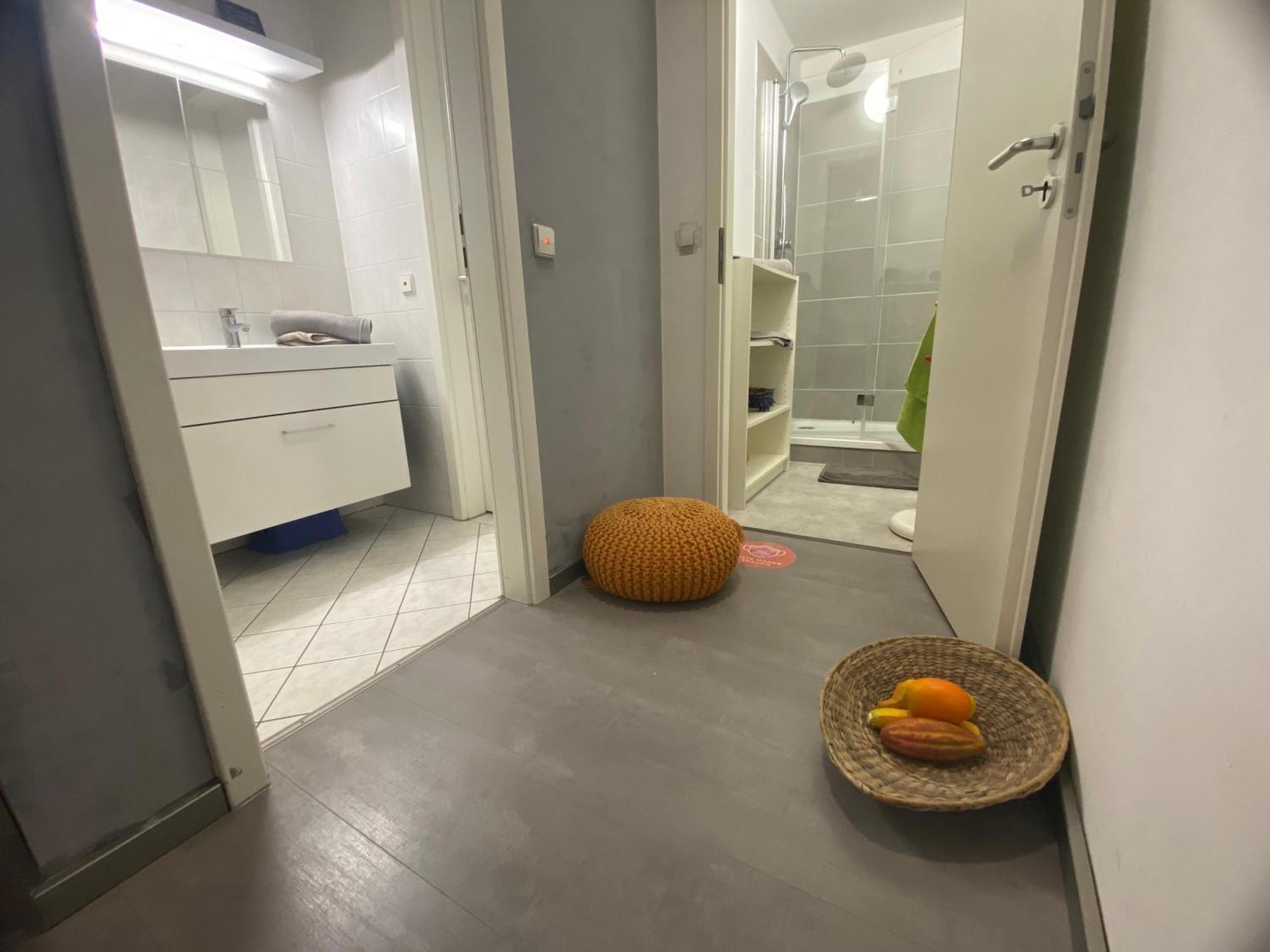 Studio 2 Mit Gemeinschaftsraeumen, Tiefgarage Leipzig Buitenkant foto